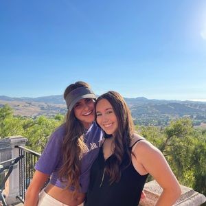 Meet your Posher, Mollie